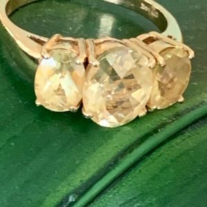 14 K Yellow Citrine 3-Stone Ring Sz 7